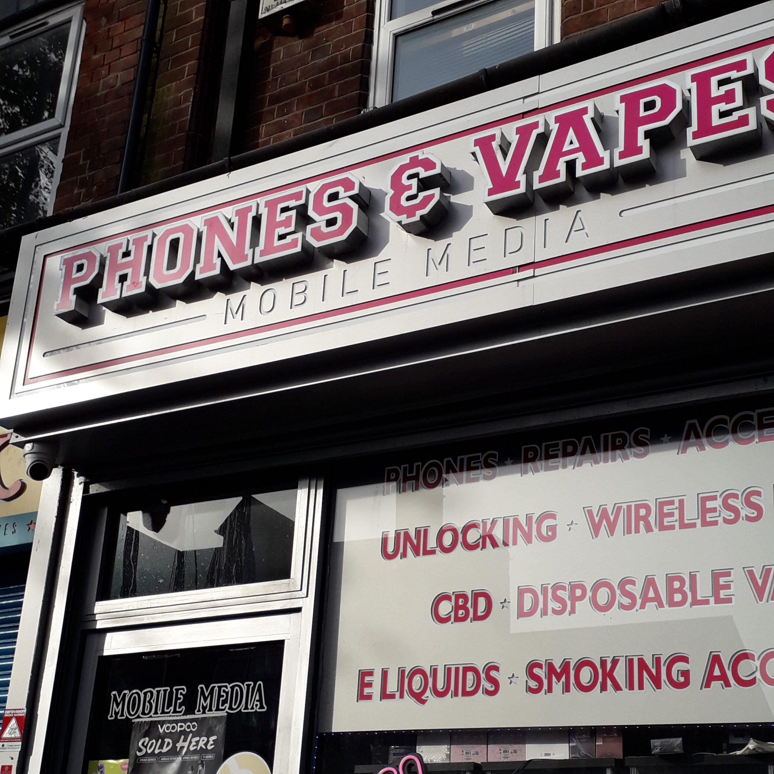 phones and vapes shopfront